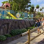 Отель H10 Palace 4*