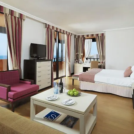 H10 Palace Otel 4*