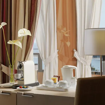 H10 Palace Otel 4*