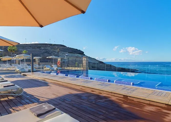 أتش10 كوستا أديجي بالاس