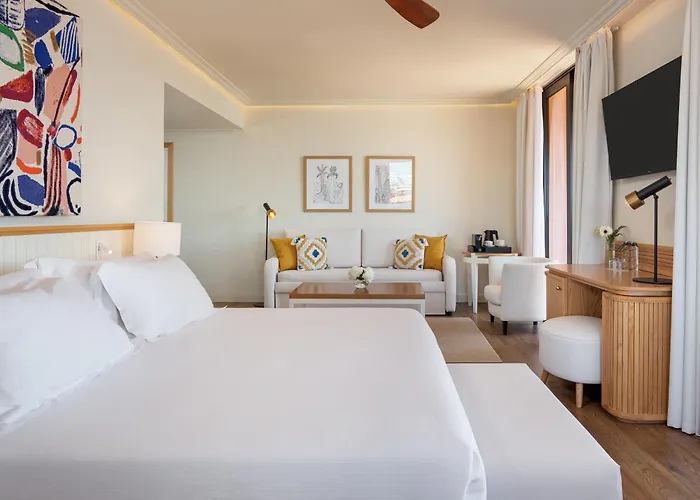 酒店 H10阿德赫海岸皇宫酒店