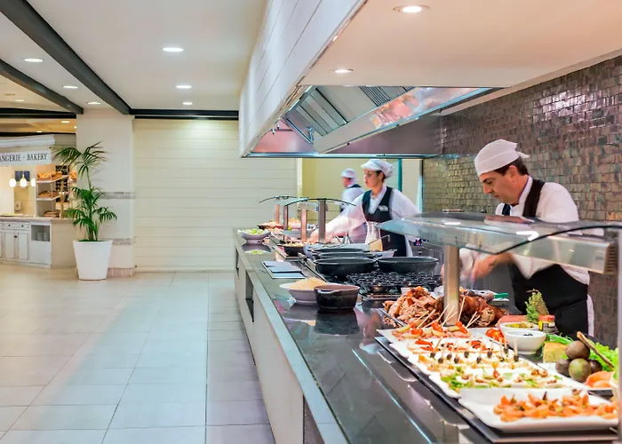 H10阿德赫海岸皇宫酒店 酒店