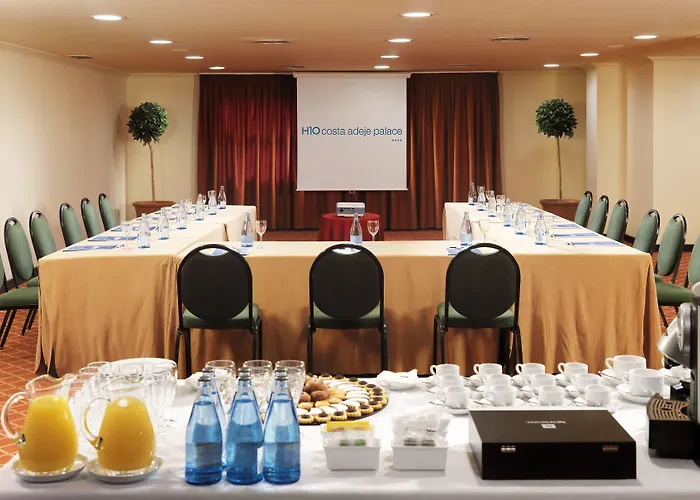 H10阿德赫海岸皇宫酒店 阿德耶